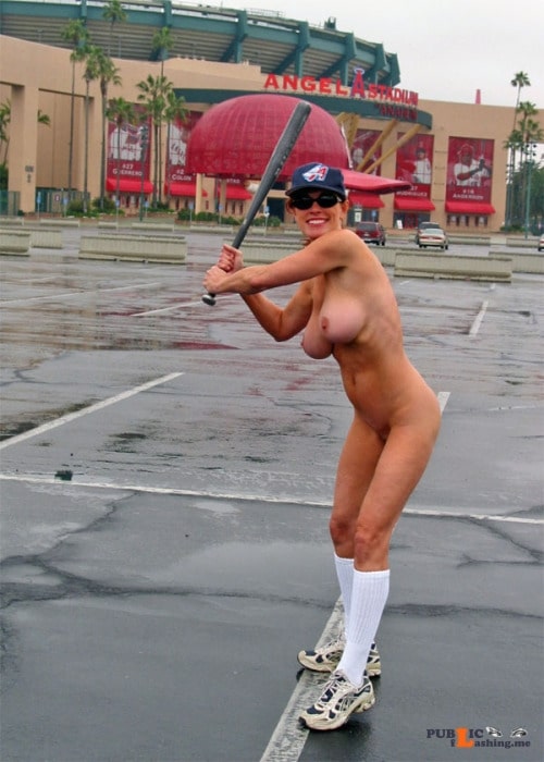 Public flashing photo Photo Public flashing photo Photo Public Flashing