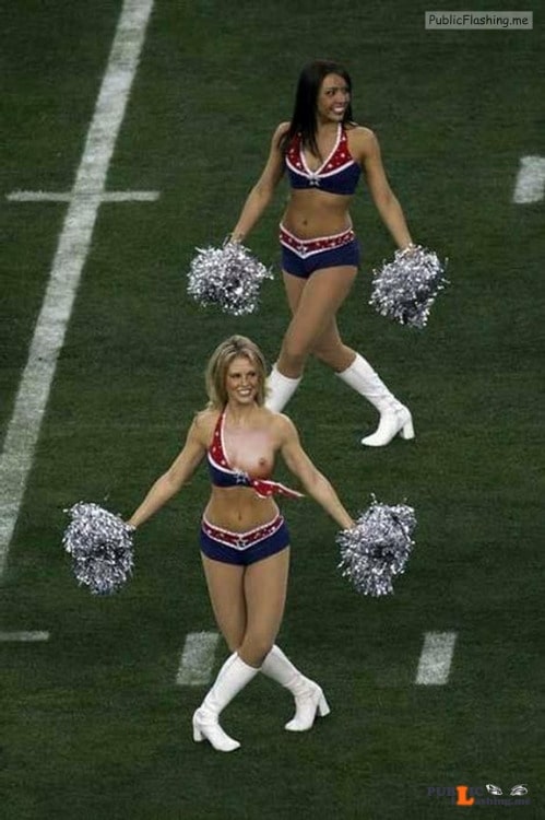 Public flashing photo Photo Public flashing photo Photo Public Flashing