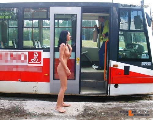 Public nudity photo gatwickcars:exhibitionism aplenty =>... Public Flashing