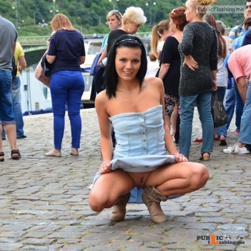 Photo flashing in public picture Photo flashing in public picture Public Flashing