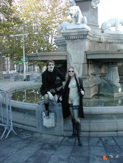 Public flashing photo Photo Public flashing photo Photo Public Flashing