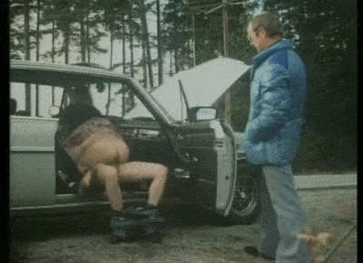 Exposed in public Bob didn’t have the money to pay the mechanic for the roadside... Exposed in public Bob didn’t have the money to pay the mechanic for the roadside... Public Flashing