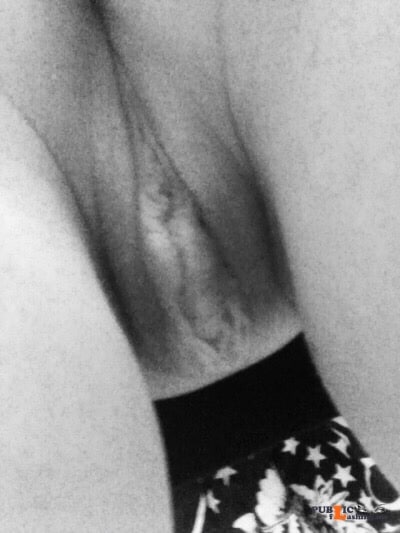 No panties sorryidontwantausername: Close up in black n white pantiesless No panties sorryidontwantausername: Close up in black n white pantiesless Public Flashing