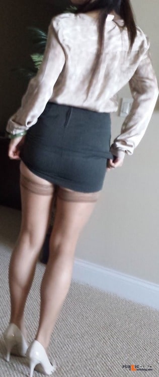 No panties tlomles: These skirts aren’t too tight, are they..? pantiesless No panties tlomles: These skirts aren’t too tight, are they..? pantiesless Public Flashing