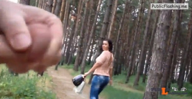 Girl watching guy jerking in forest VIDEO Public Flashing