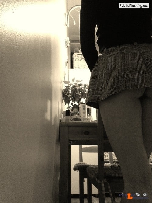 Public Flashing Photo Feed : No panties blilb: no wonder my mom doesn’t want me to wear this skirt pantiesless