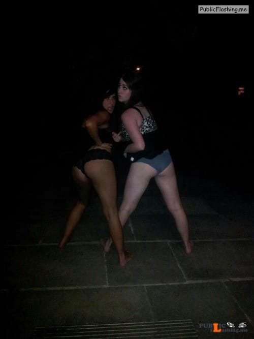 Ass flashing Photo Ass flashing Photo Public Flashing