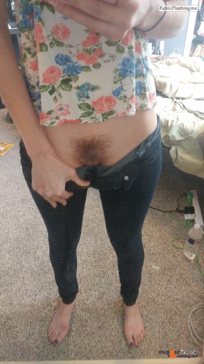 No panties Photo pantiesless No panties Photo pantiesless Public Flashing