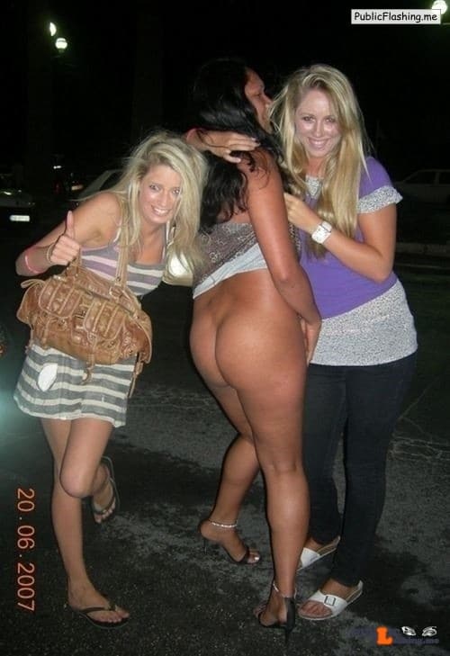 Public Flashing Photo Feed : Public nudity photo collegegirlsenjoyingtobenude:Real hot amateurs … Follow me for…