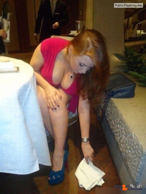 Public Flashing Photo Feed : Exposed in public Oops…
