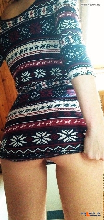 Public Flashing Photo Feed : No panties hottysjourney: New dress…. Sexy @hottysjourney pantiesless