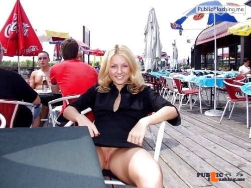 Public Flashing Photo Feed : Public flashing photo carelessinpublic:In a short dress inside a restaurant and…