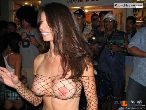 Public Flashing Photo Feed : Public nudity photo just-drunk-girls:Just Drunk Girls -…