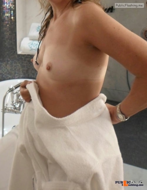 No panties Thanks for the submission @stephaniemalarde pantiesless
