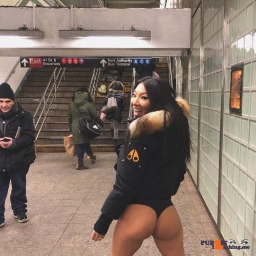 Public Flashing Photo Feed : Public nudity photo nudist-voyeurs: Asa Akira, 32, participates in ‘No pants Subway…