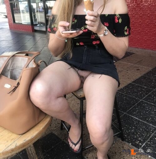 No panties sydneysownlittleslut: Legs spread at the gelato shop! She wants… pantiesless