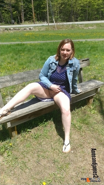 No panties anneandjames2: robeatsbooeybox: Enjoy your sexy outdoor… pantiesless