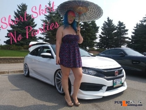 No panties sh0rtsk1rtnopanteez: Some car show fun this past weekend 😎 pantiesless